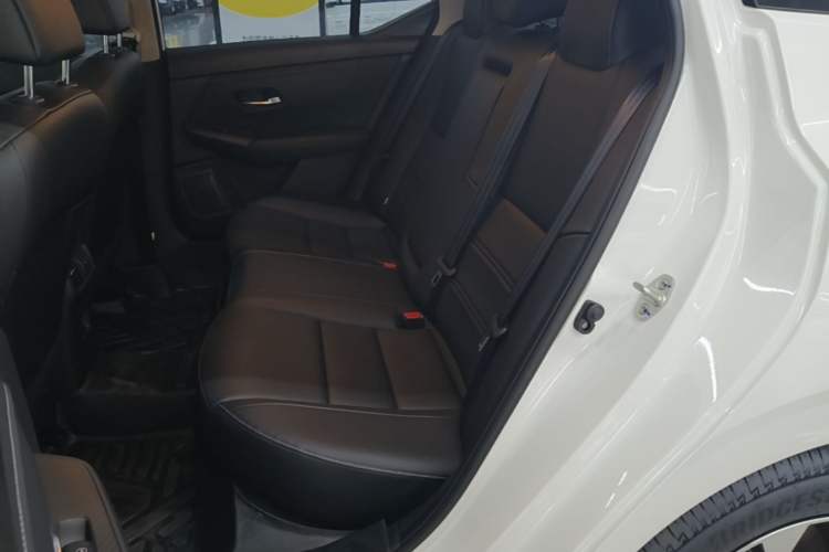 Used Nissan Sylphy 2026 Model 1.6L CVT Enjoyment Edition Left Rear Seat