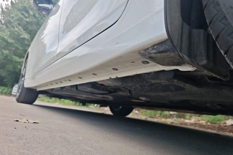 Used Nissan Sylphy 2026 Basic Model Left Side Sill