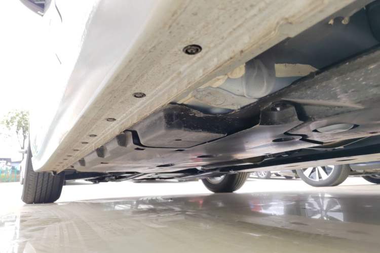 Used Nissan Sylphy 2026 Model 1.6L CVT Worry-Free Edition Left Side Sill