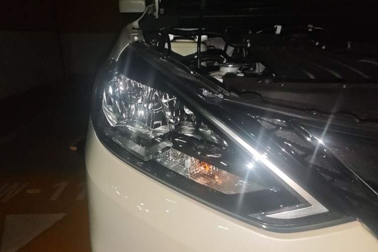 Used Nissan Sylphy 2026 Classic 1.6L CVT Peace of Mind Edition Right Front Headlight