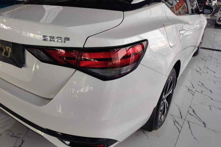 Used Nissan Sylphy 2026 Model 1.6L CVT Genuine Edition Right Rear Taillight