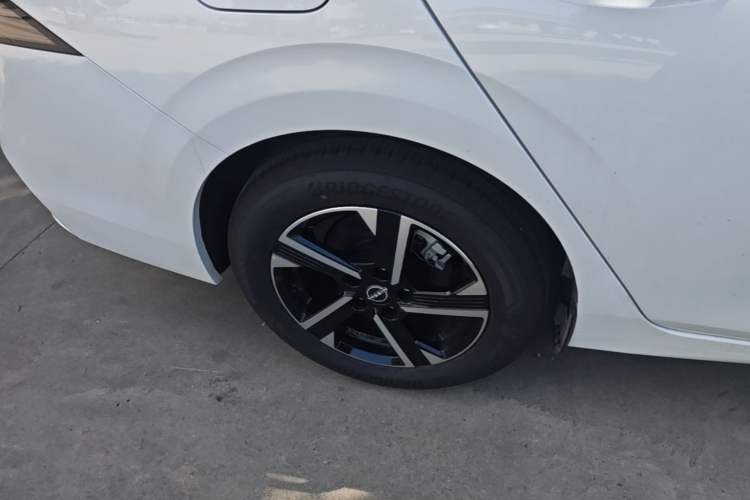 Used Nissan Sylphy 2026 Basic Model Right Rear Wheel Hub