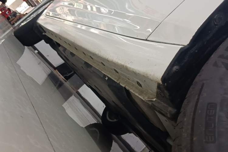 Used Nissan Sylphy 2026 Model 1.6L CVT Genuine Edition Right Side Sill