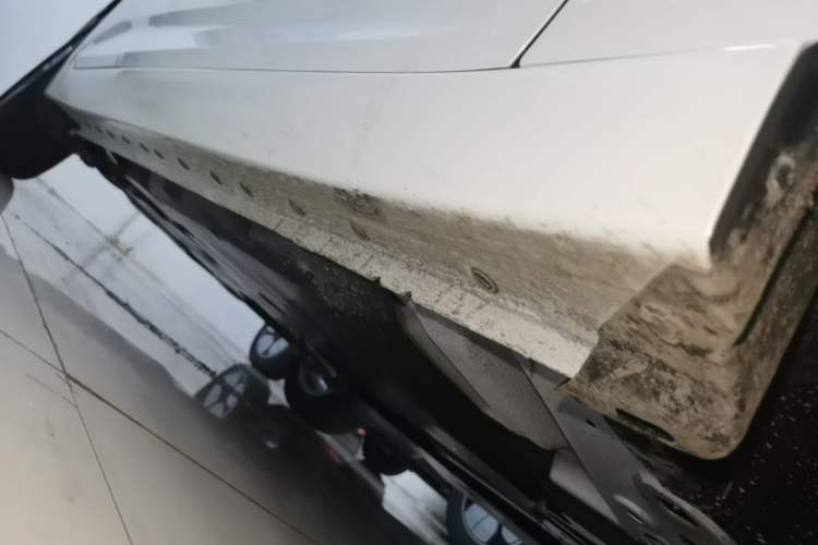 Used Nissan Sylphy 2026 Model 1.6L CVT Genuine Edition Right Side Sill