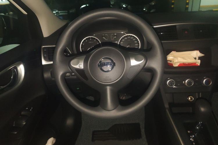 Used Nissan Sylphy 2026 Classic 1.6L CVT Peace of Mind Edition Steering Wheel