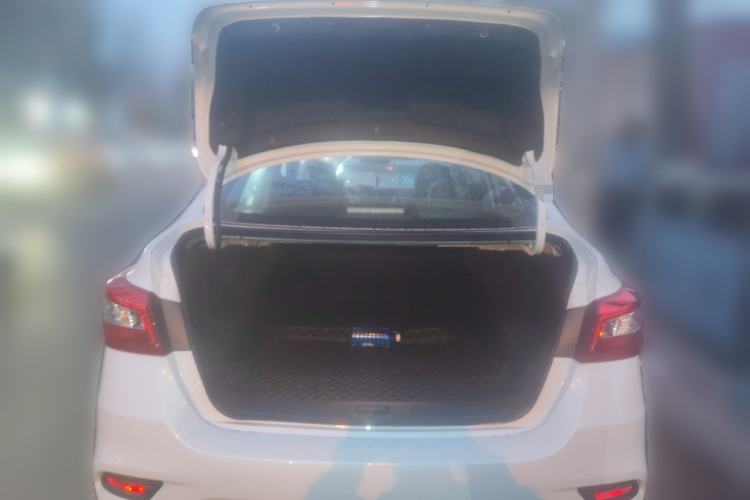 Used Nissan Sylphy 2026 Classic 1.6L CVT Peace of Mind Edition Trunk