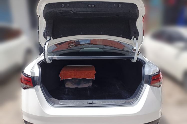 Used Nissan Sylphy 2026 Model 1.6L CVT Worry-Free Edition Trunk