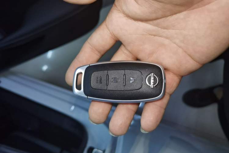 Used Nissan Sylphy 2026 Model 1.6L CVT Genuine Edition Vehicle Key