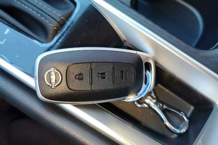Used Nissan Sylphy 2026 Model 1.6L CVT Worry-Free Edition Vehicle Key