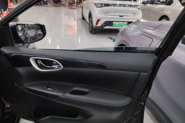 Used Nissan Sylphy EV 2018 Comfort Edition Customized Version Right Front Door Interior