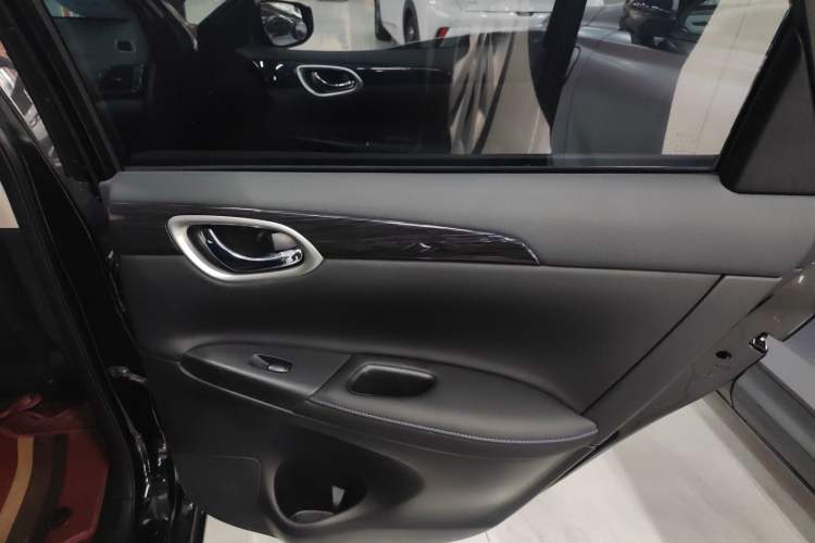 Used Nissan Sylphy EV 2018 Comfort Edition Customized Version Right Rear Door Interior