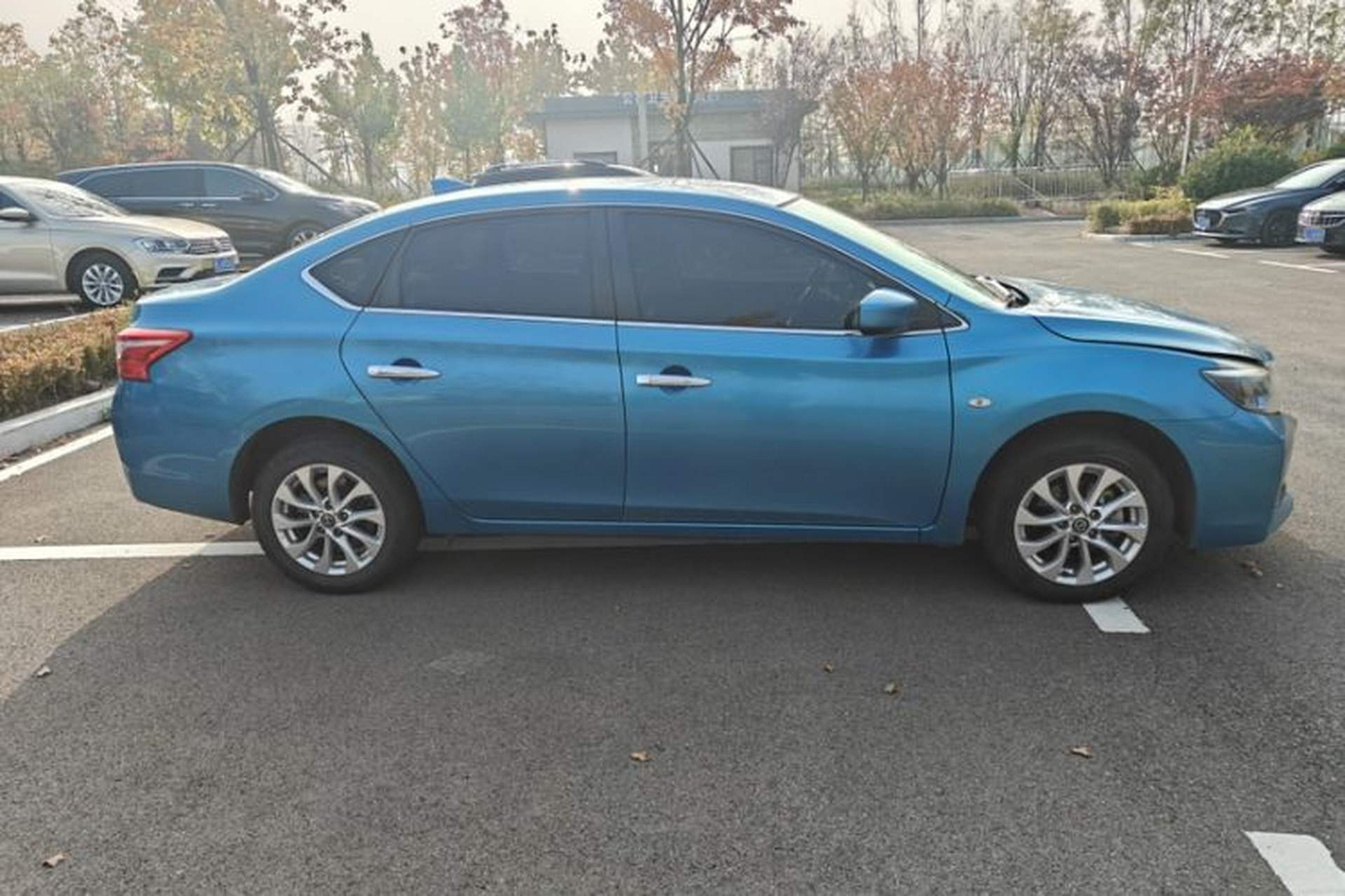 Used Nissan Sylphy EV 2018 Comfort Edition Customized Version Exterior 3