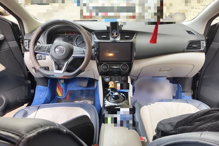 Used Nissan Sylphy EV 2018 Smart Edition Center Console