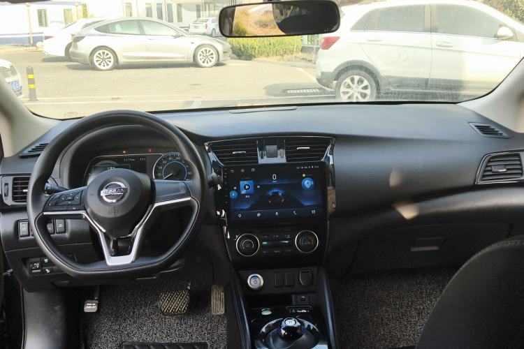 Used Nissan Sylphy EV 2018 Smart Edition Center Console