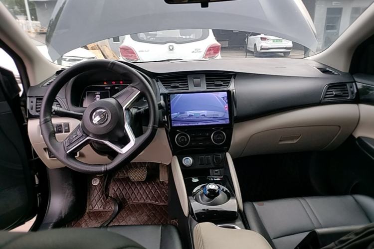 Used Nissan Sylphy EV 2018 Smart Edition Center Console