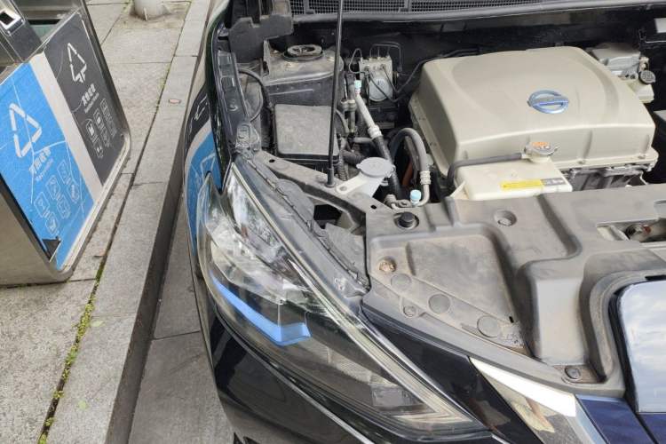 Used Nissan Sylphy EV 2018 Smart Edition Engine Bay Right
