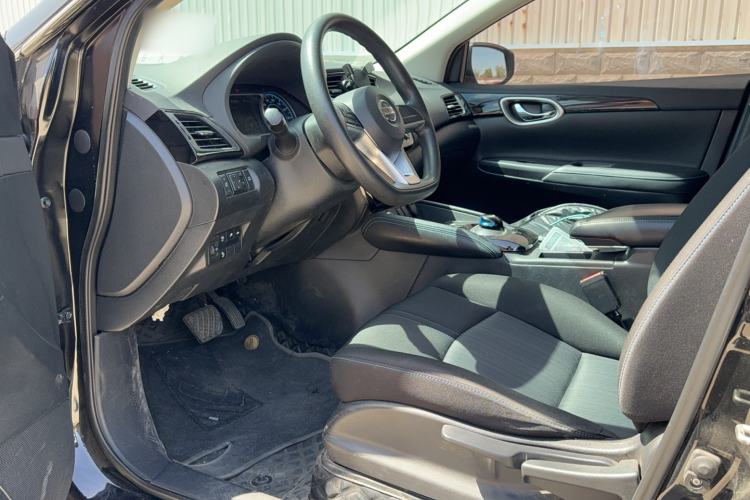 Used Nissan Sylphy EV 2018 Smart Edition Exterior 10