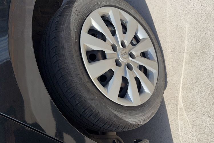 Used Nissan Sylphy EV 2018 Smart Edition Exterior 9