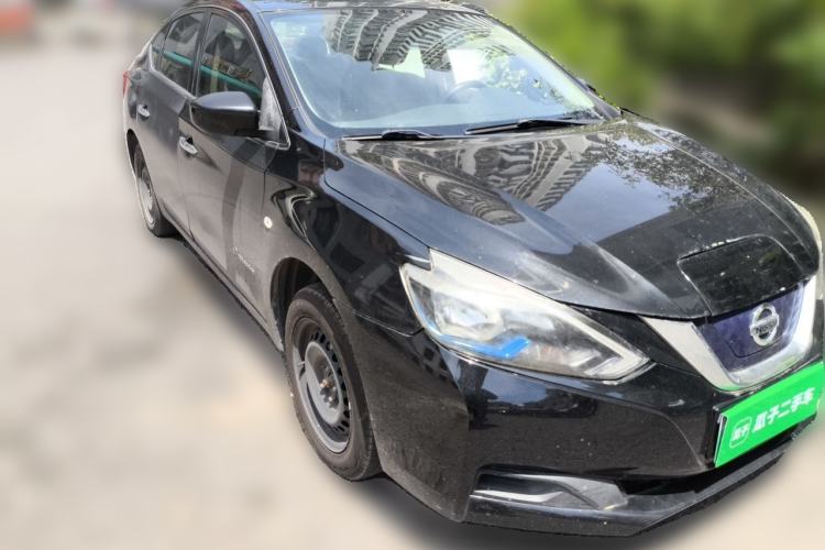 Used Nissan Sylphy EV 2018 Smart Edition Front Right 45 Deg