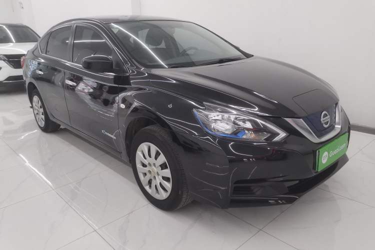 Used Nissan Sylphy EV  Front Right 45 Deg