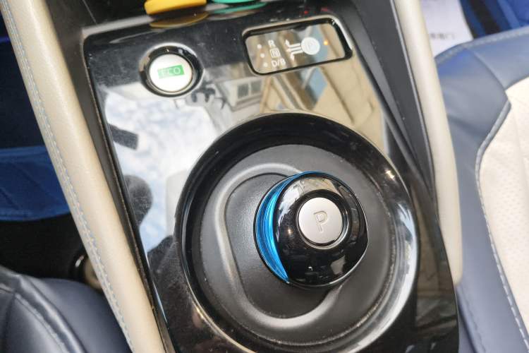 Used Nissan Sylphy EV 2018 Smart Edition Gear Lever