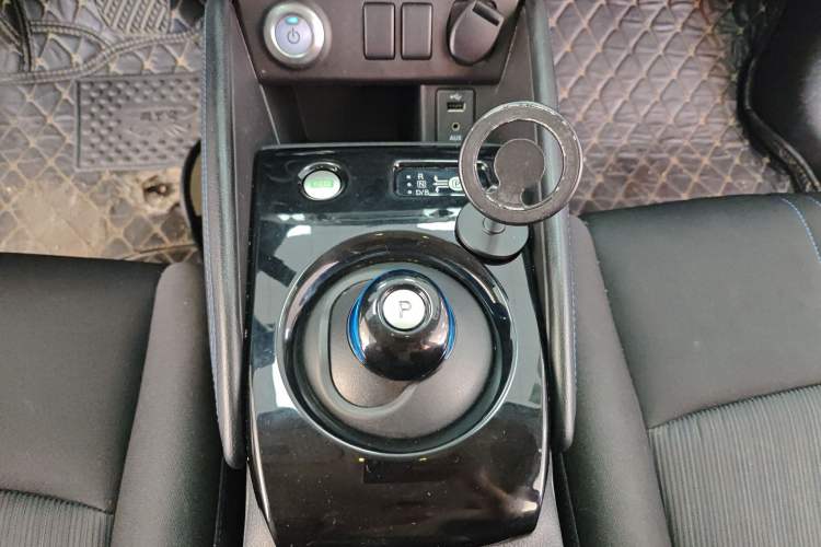 Used Nissan Sylphy EV 2018 Smart Edition Custom Version Gear Lever