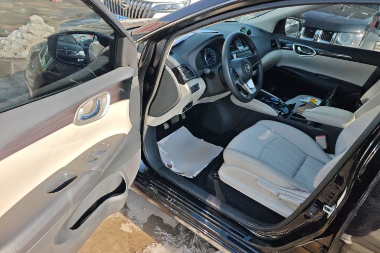 Used Nissan Sylphy EV 2018 Smart Edition Interior 3