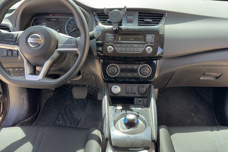 Used Nissan Sylphy EV 2018 Smart Edition Interior 3