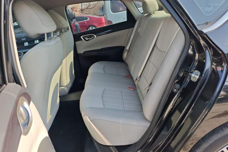 Used Nissan Sylphy EV 2018 Smart Edition Interior 4