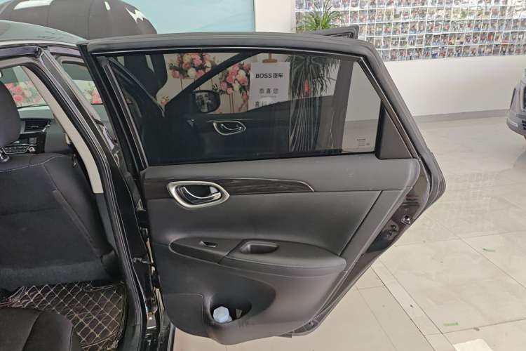 Used Nissan Sylphy EV 2018 Smart Edition Custom Version Interior 6