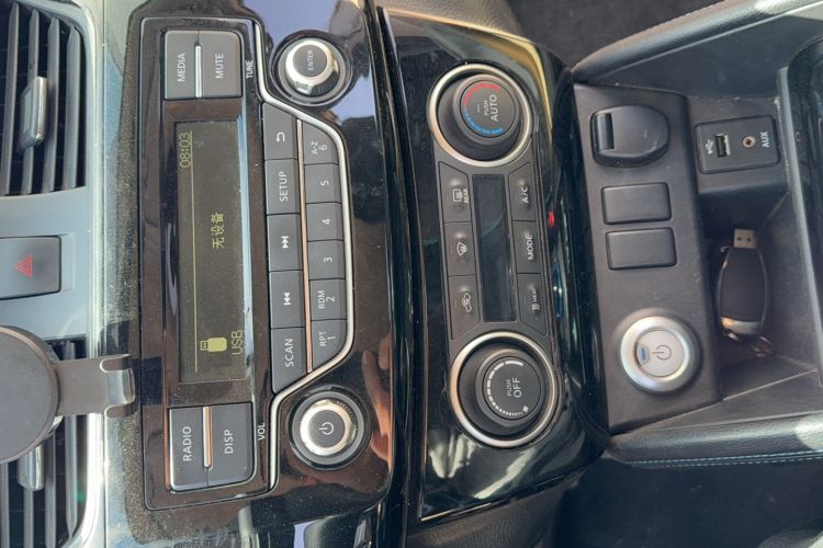 Used Nissan Sylphy EV 2018 Smart Edition Interior 8