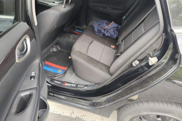 Used Nissan Sylphy EV 2018 Smart Edition Left Rear Seat