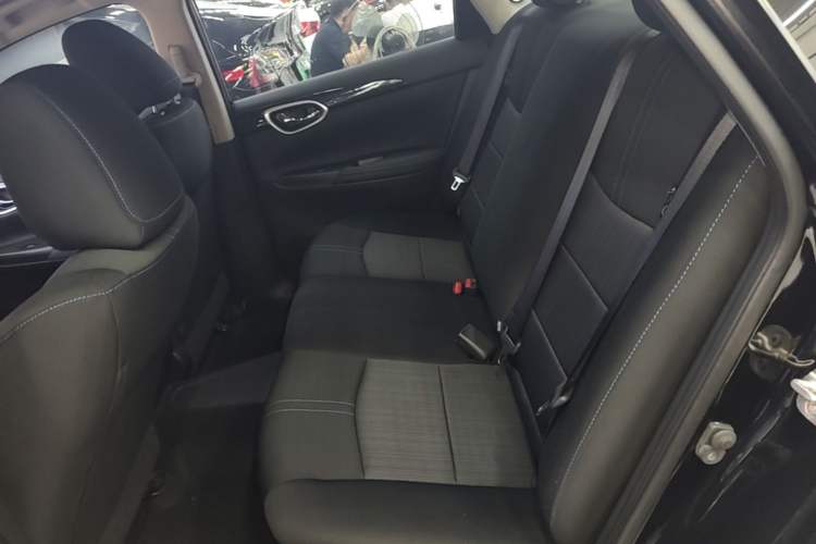 Used Nissan Sylphy EV 2018 Smart Edition Left Rear Seat