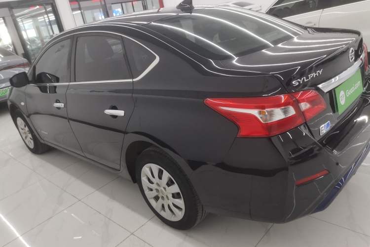 Used Nissan Sylphy EV  Left Side