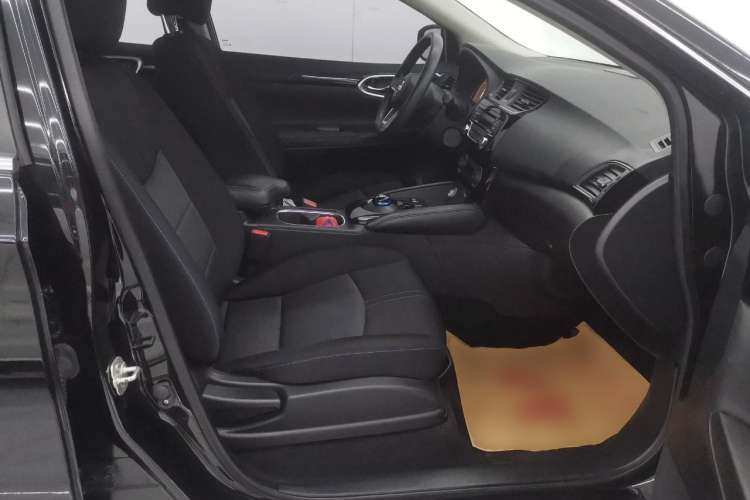 Used Nissan Sylphy EV  Right Front Seat