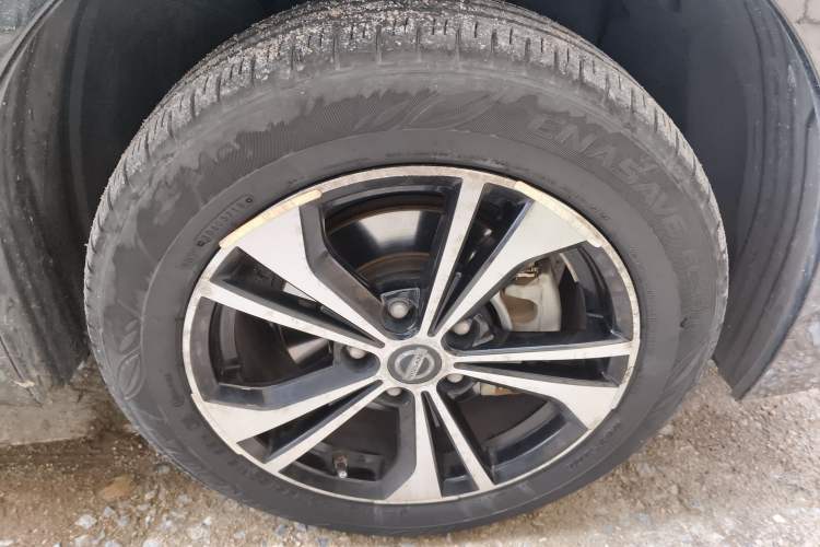 Used Nissan Sylphy EV 2018 Smart Edition Right Front Wheel Hub