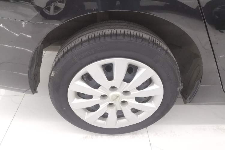 Used Nissan Sylphy EV  Right Rear Wheel Hub