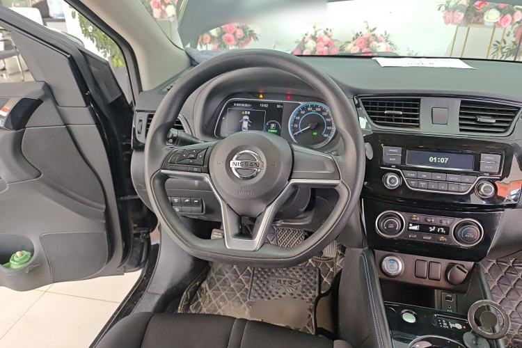 Used Nissan Sylphy EV 2018 Smart Edition Custom Version Steering Wheel
