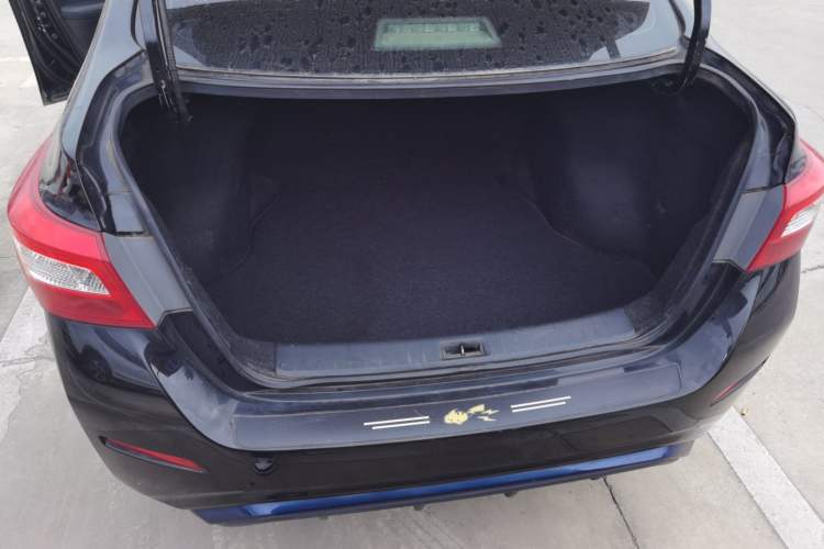 Used Nissan Sylphy EV 2018 Smart Edition Trunk