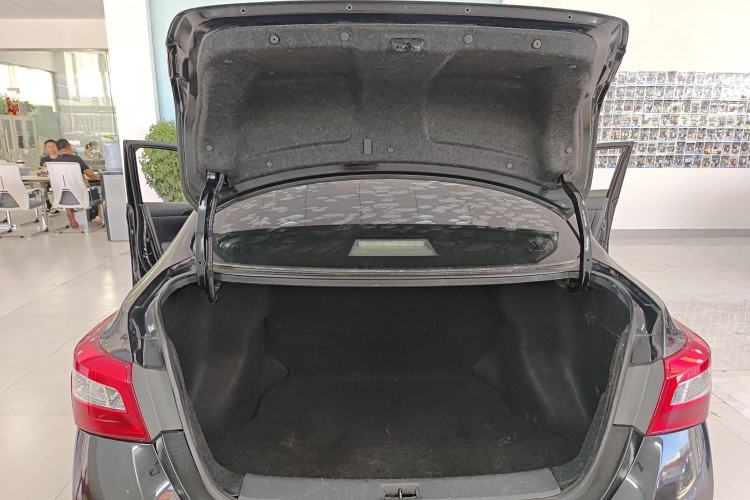 Used Nissan Sylphy EV 2018 Smart Edition Custom Version Trunk