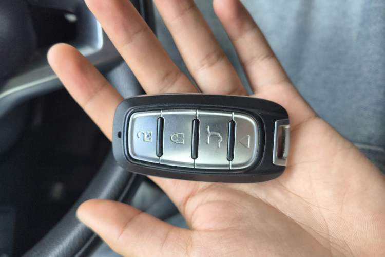 Used Nissan Sylphy EV 2018 Smart Edition Vehicle Key