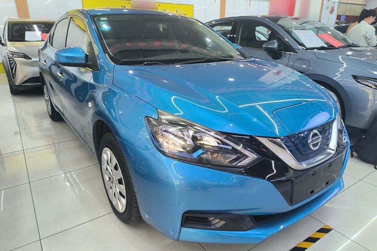 Used Nissan Sylphy EV 2018 ZhiZun Edition Front Right 45 Deg