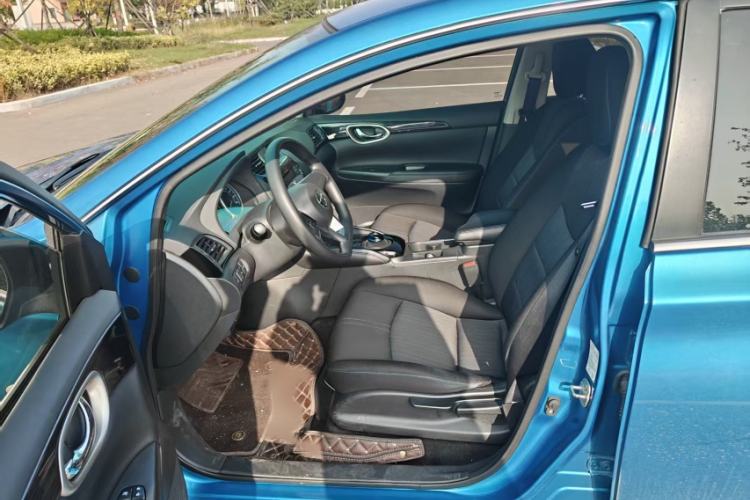 Used Nissan Sylphy EV 2018 Smart Edition Custom Version Interior 4