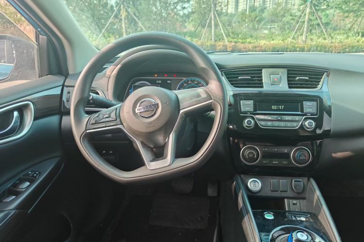 Used Nissan Sylphy EV 2018 Smart Edition Custom Version Interior 6