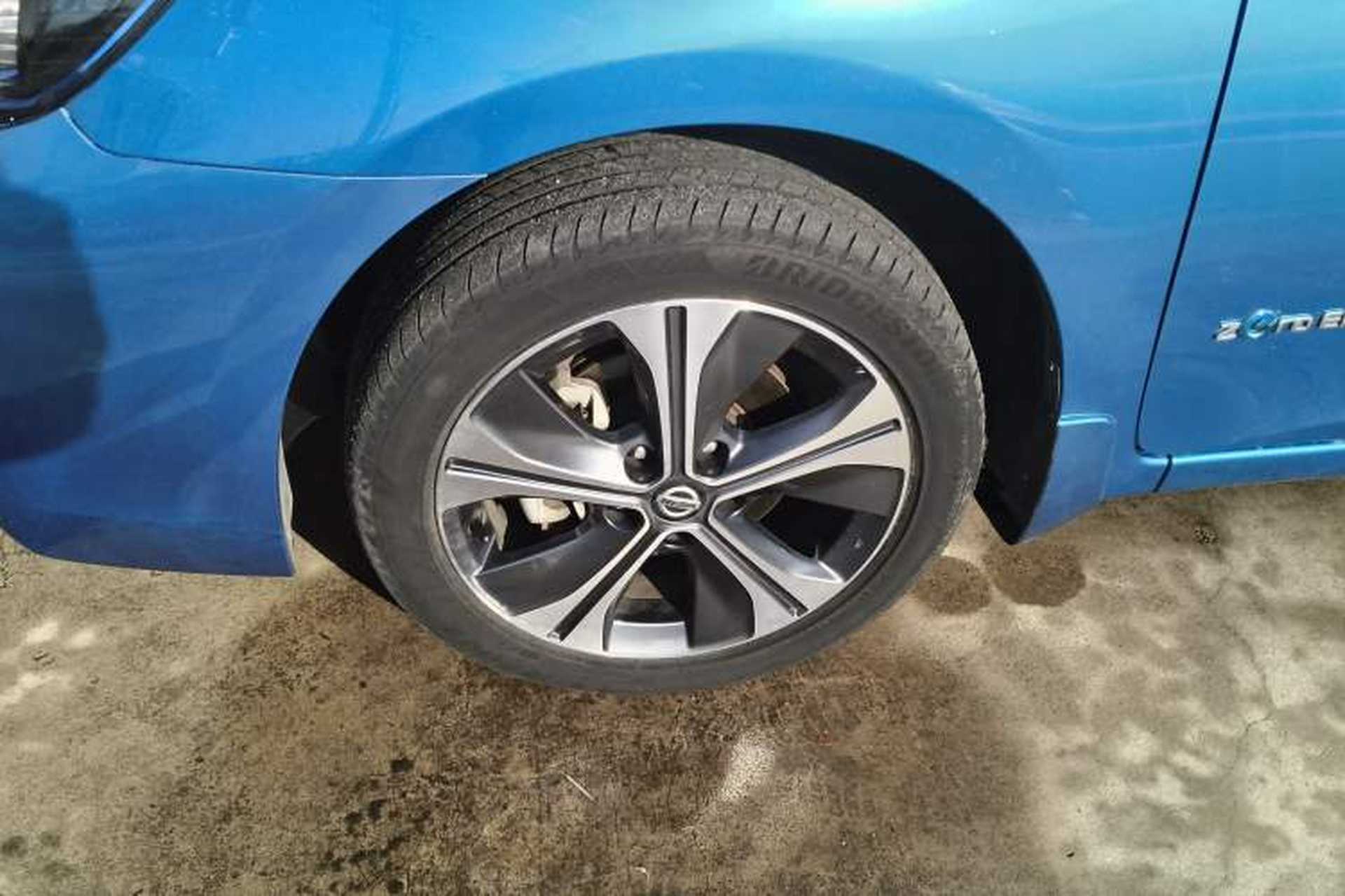 Used Nissan Sylphy EV 2018 ZhiZun Edition Left Front Wheel Hub