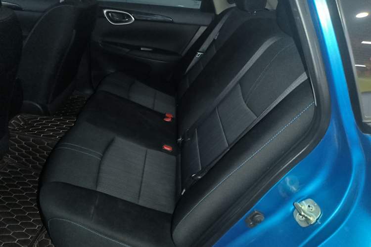 Used Nissan Sylphy EV 2018 ZhiZun Edition Left Rear Seat
