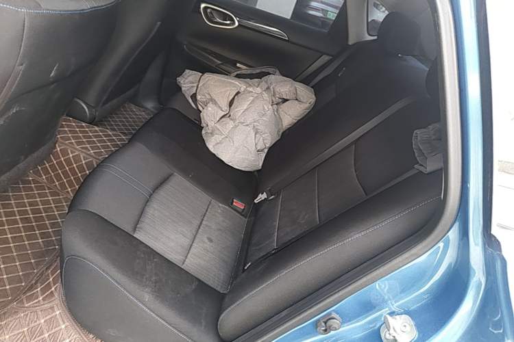 Used Nissan Sylphy EV 2018 Smart Edition Left Rear Seat