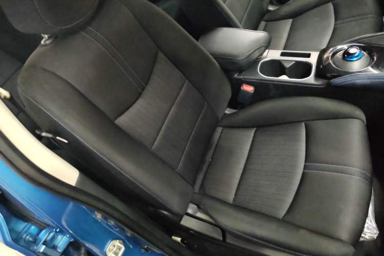 Used Nissan Sylphy EV  Right Front Seat