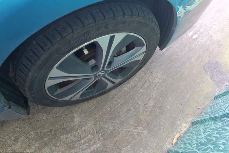 Used Nissan Sylphy EV 2018 ZhiZun Edition Right Front Wheel Hub