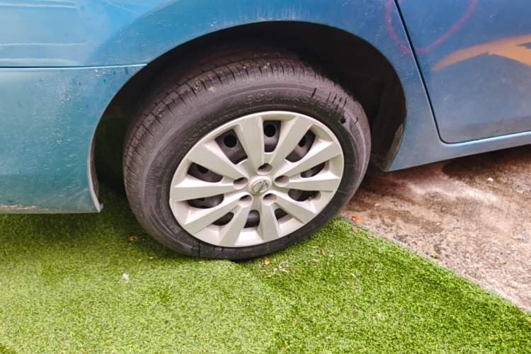 Used Nissan Sylphy EV 2018 Smart Edition Right Rear Wheel Hub